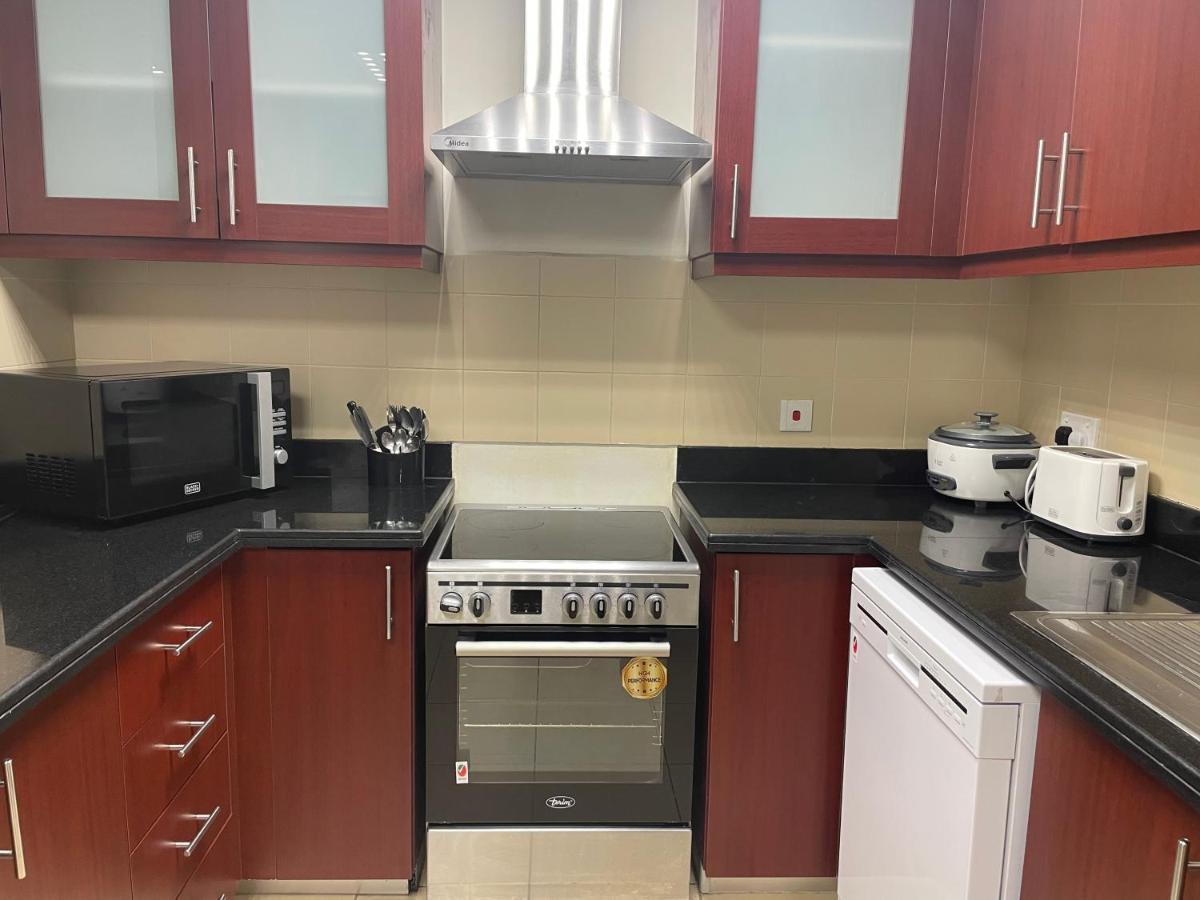 Usmans 1 Bedroom 4 Beds Jbr Huge Sea View 120 Sqm 2 Balconies Дубай Екстериор снимка
