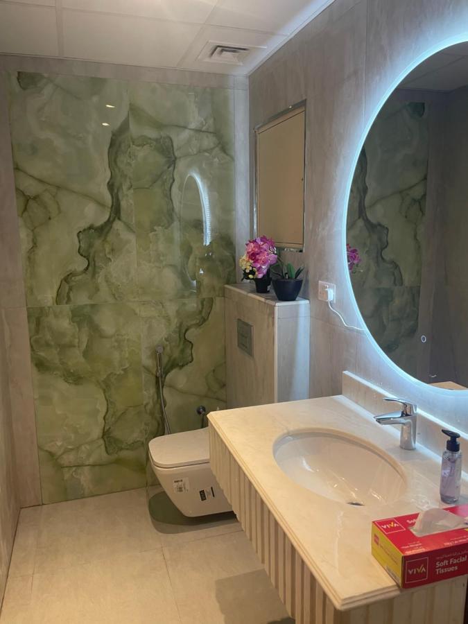 Usmans 1 Bedroom 4 Beds Jbr Huge Sea View 120 Sqm 2 Balconies Дубай Екстериор снимка